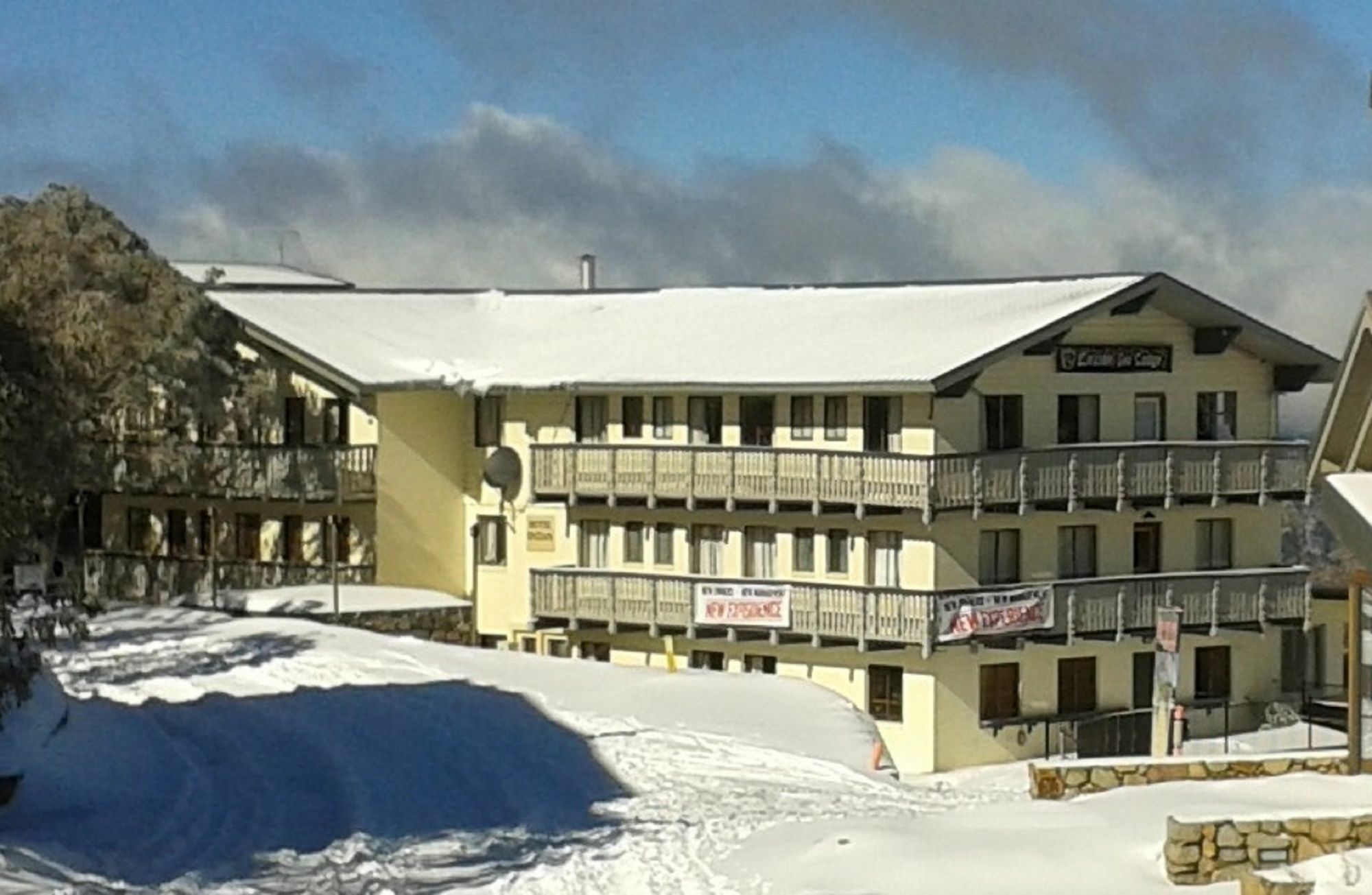 Enzian Hotel Mt Buller Mount Buller Exterior photo